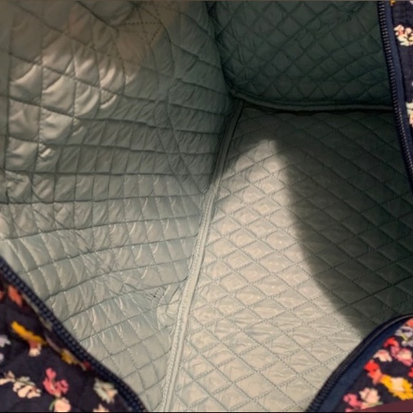 NWT vera bradley large duffel scattered wildflower - Picture 4 of 6